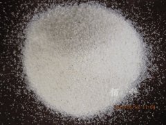 如何更換反滲透粗濾罐中的石英砂濾料？